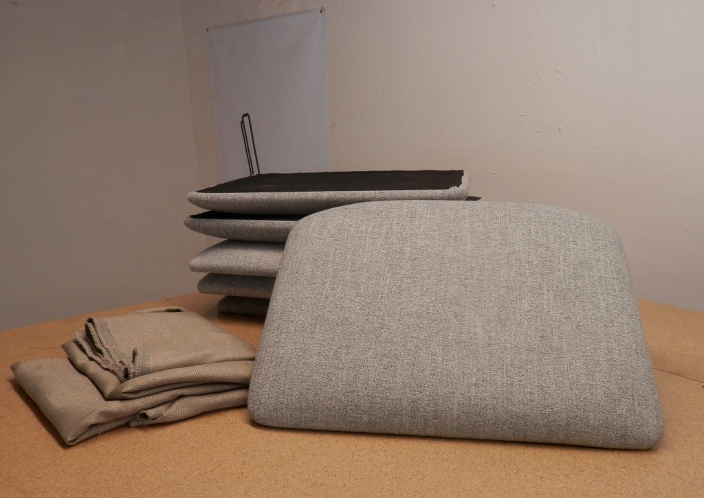 Söögitoolide katte vahetus