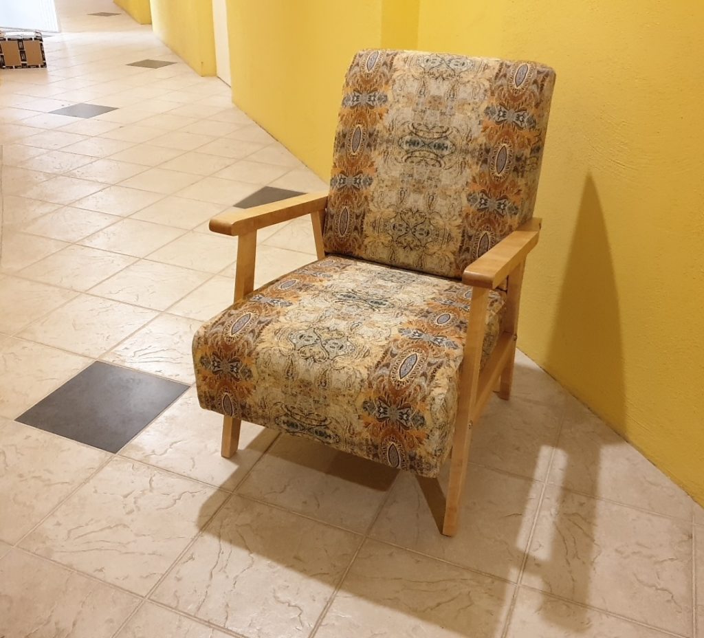 Tugitooli polstritöö